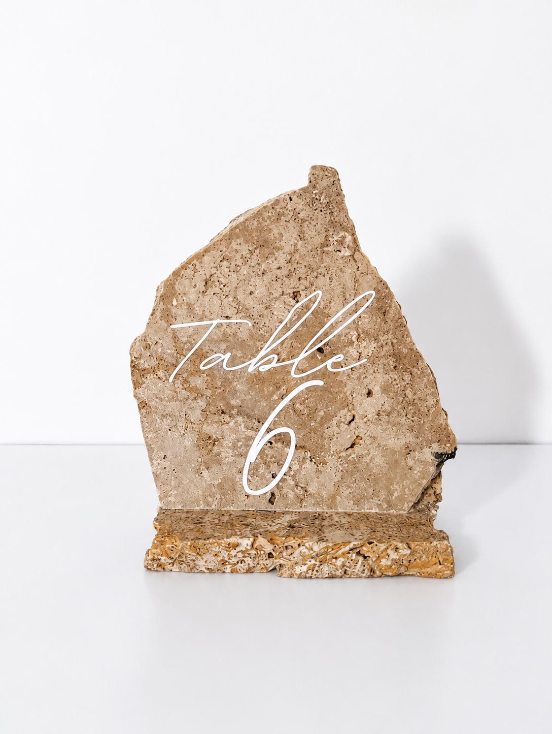 Numéro de table travertin
